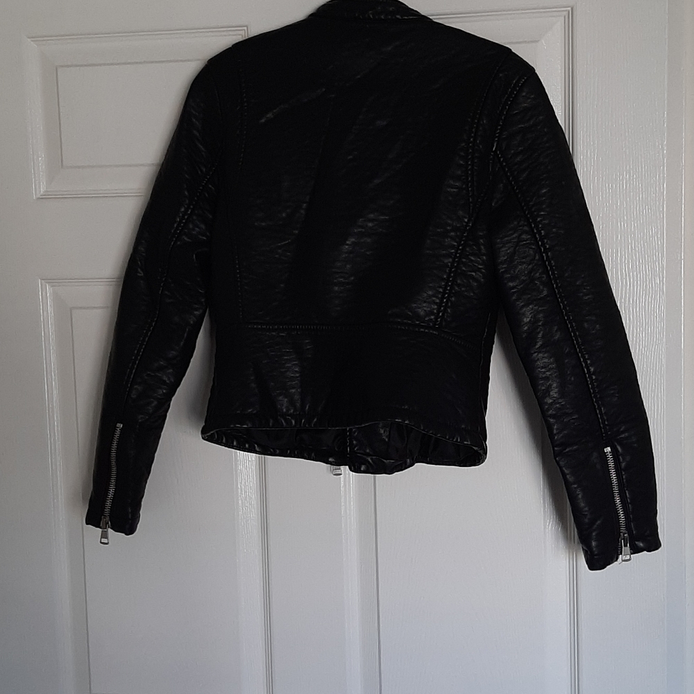 Leather jacket - Picture 2 of 3